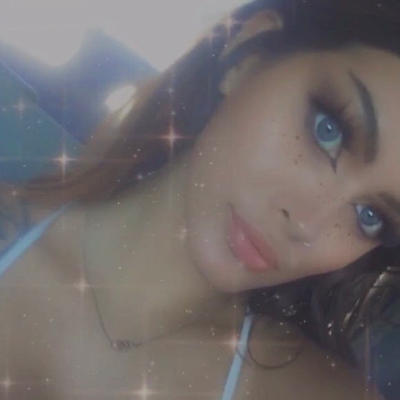 Meet your Posher, Victoria - Picture 2 of 5